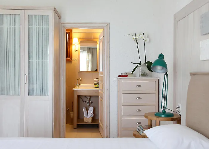 Village 5* Skopelos stad