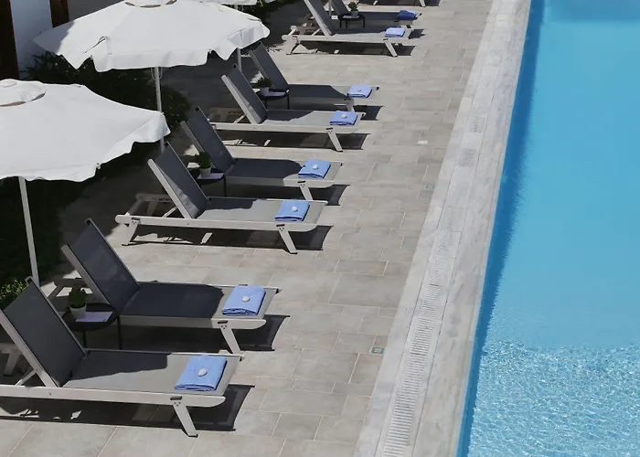 Village 5* Skopelos stad